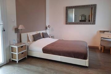 Chambre D’hôte pour 2 Personnes dans Malves-en-Minervois, Canal du Midi, Photo 2