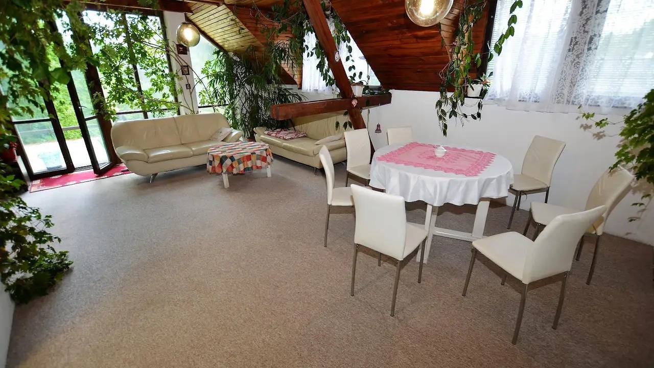 Villa für 7 Personen (150 m²) in Bechyně in Bechyně, Tabor en omgeving