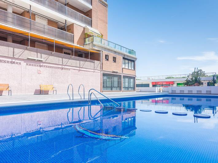 Ferienwohnung für 3 Personen, mit Pool und Balkon in Malgrat de Mar - 3