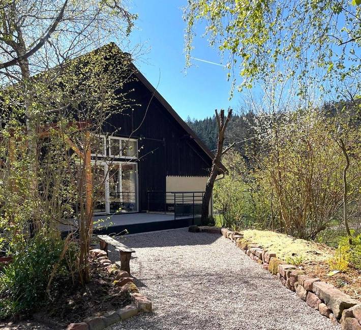 Location de vacances pour 12 personnes, avec terrasse à Biffontaine