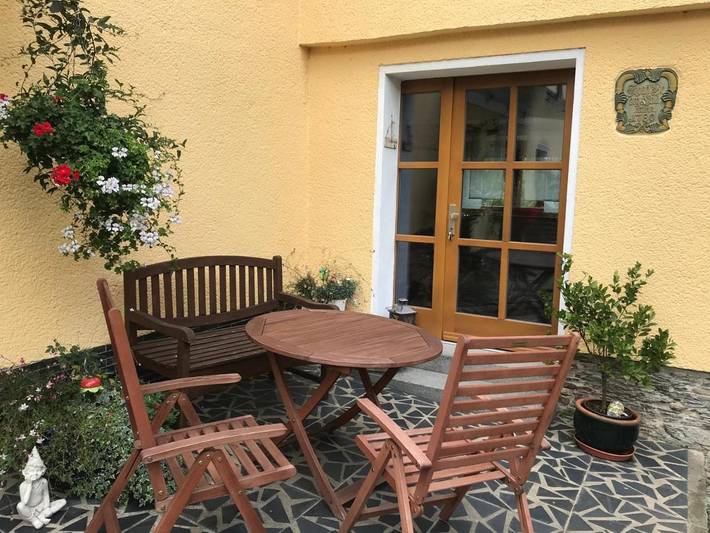 Ferienwohnung für 3 Personen, mit Terrasse und Ausblick in Zeulenroda-Triebes