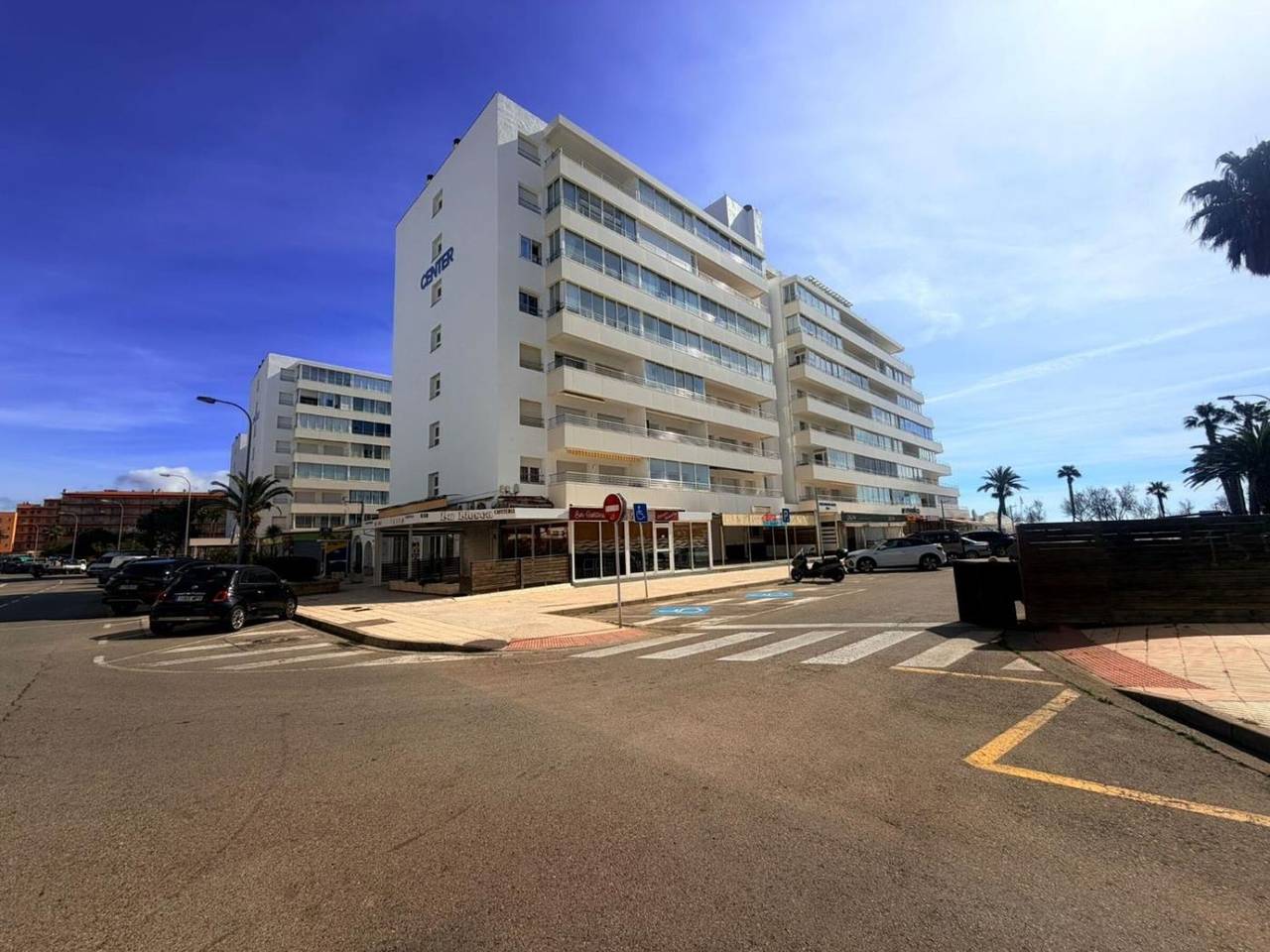 Entire apartment, Apt for 4, pool, beach and garden, Roses in Santa Margarida, Roses