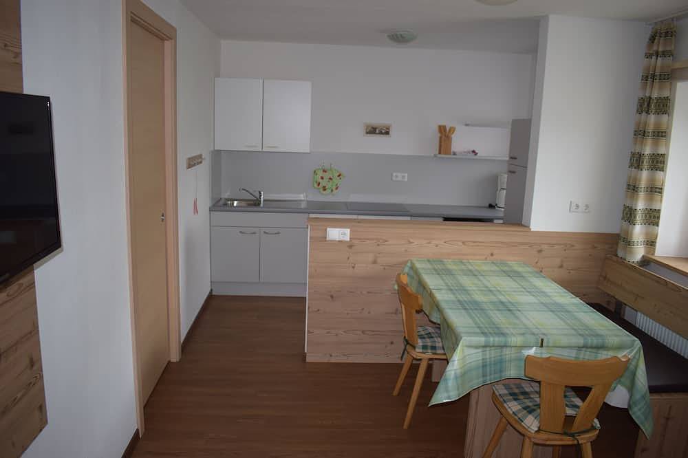 Ganze Wohnung, Ferienwohnung Schnalstal mit Luxusblick auf das Martelltal Südtirol in Meiern, Martell