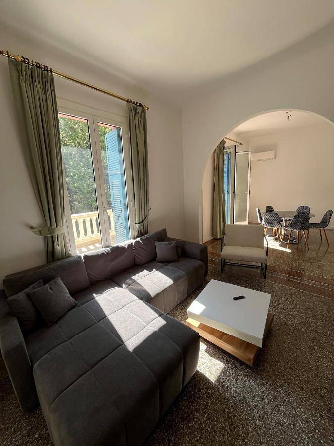 Villa für 9 Personen, mit Garten und Ausblick, mit Haustier in Nizza