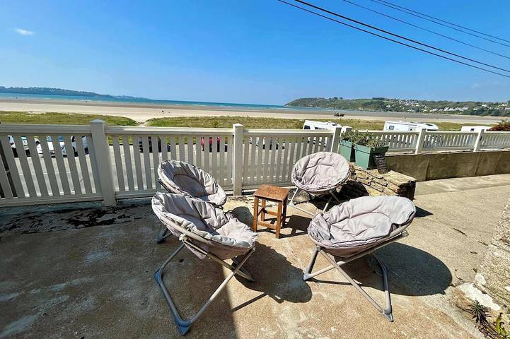 Location de vacances pour 8 personnes, avec jardin et balcon à Saint-Michel-en-Grève