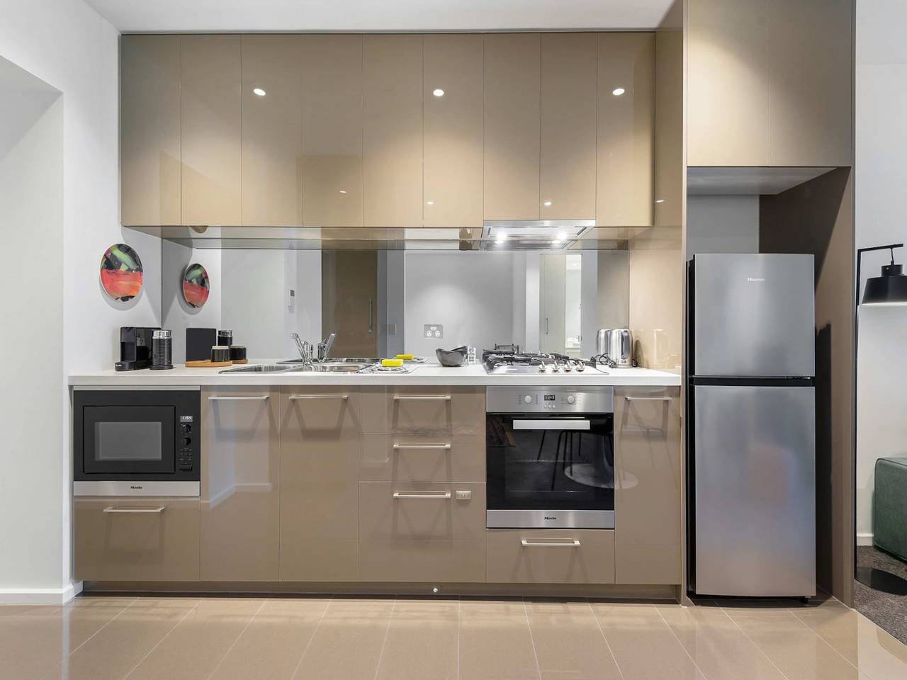 Entire apartment, Chic Apartment In Melbournes Heart in Melbourne, Victoria