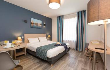 Gîte pour 2 personnes, avec piscine dans Port des Minimes