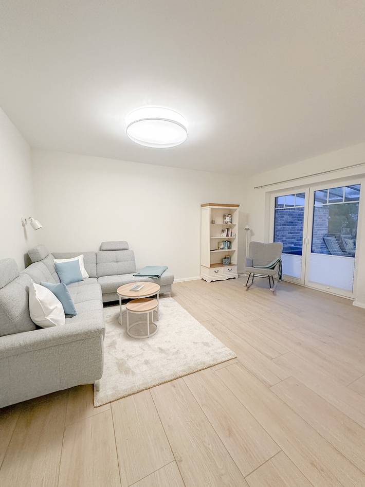 Ferienwohnung für 3 Personen, mit Whirlpool und Terrasse sowie Garten
