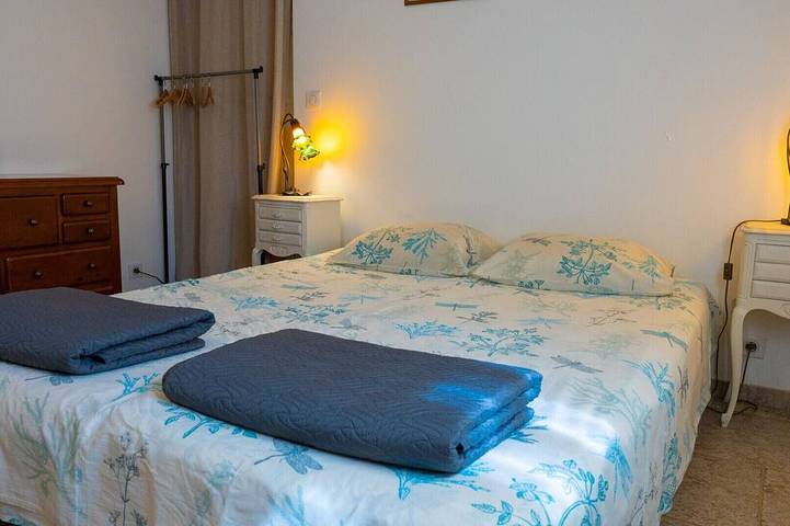 Location de vacances pour 4 personnes, avec piscine et jardin à Limans - 3