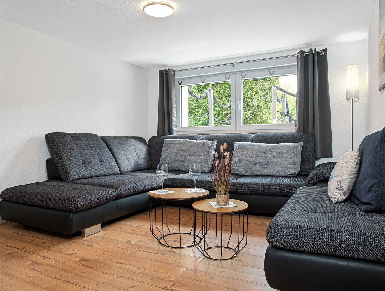 Ganze Wohnung, Gemütliche Ferienwohnung "Küstenkind" in ländlicher Lage in Groß Strömkendorf. in Blowatz, Neuburg