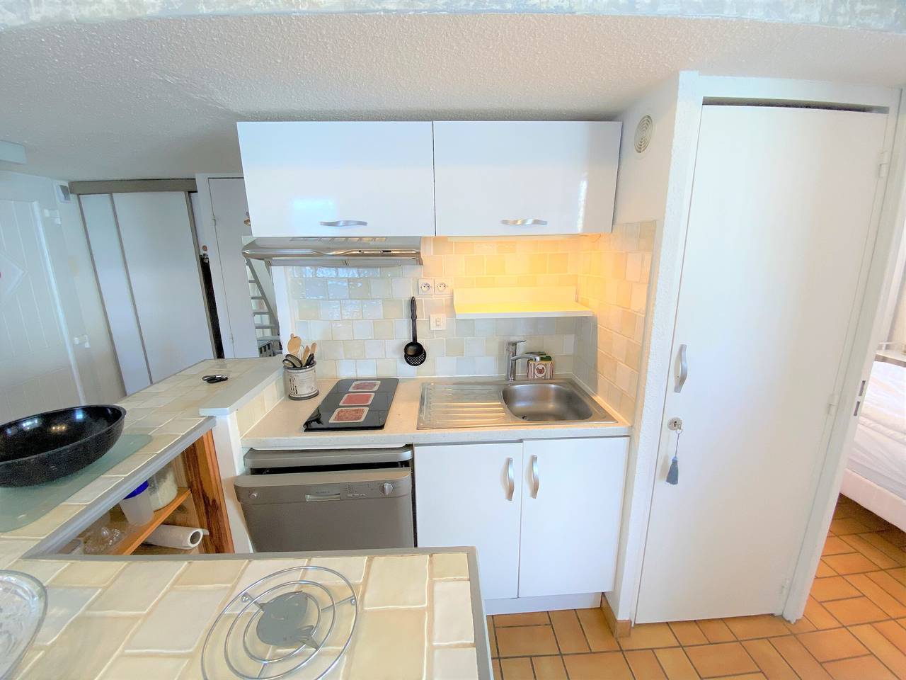 Casa con Jardín Cerca de la Playa y Centro, Parking Incluido, Mascota Permitida in La Tranche-sur-Mer, Vandea