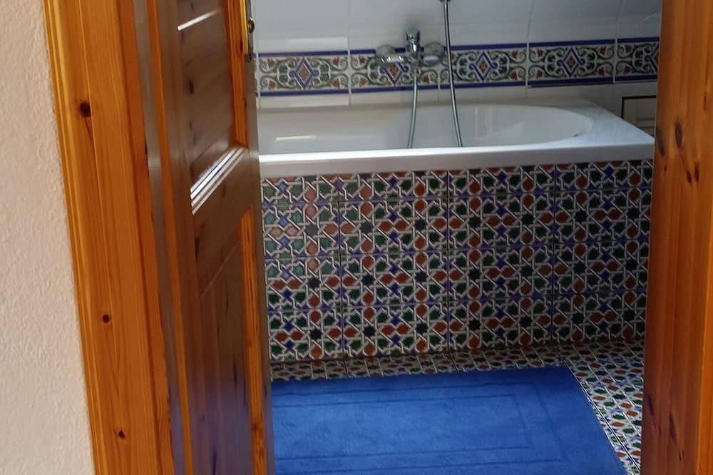 Ganze Wohnung, Neu !  Großzügige Wohnung auf 2 Stockwerken für 2-3 Personen in Baiersbronn, Nordschwarzwald