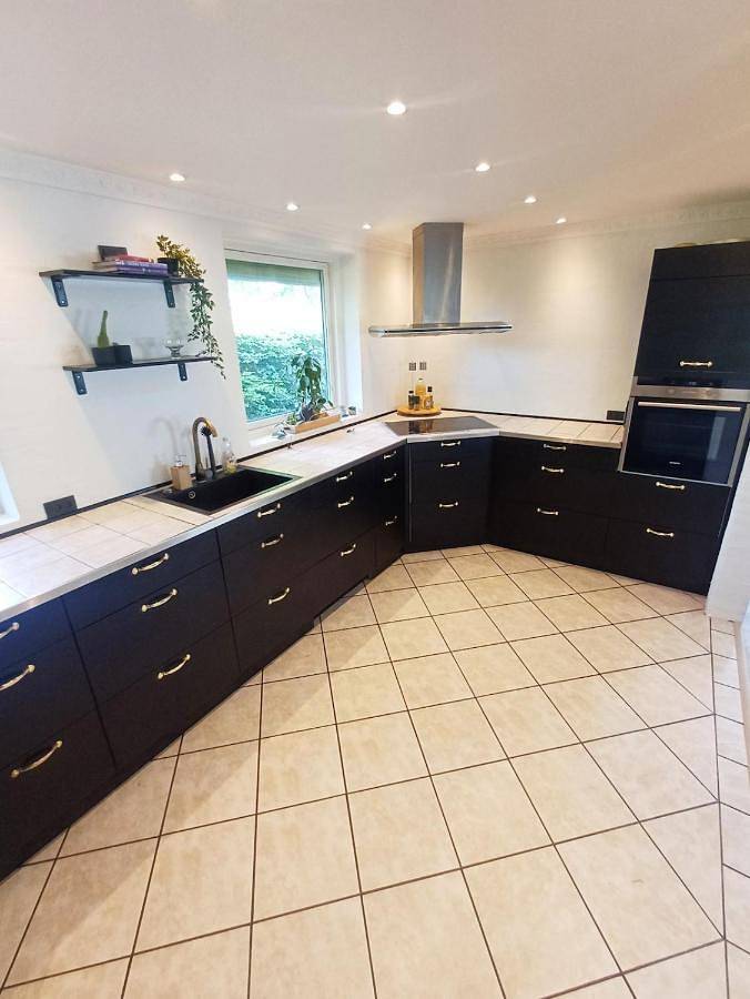 Ferienwohnung für 13 Personen, mit Balkon und Terrasse sowie Garten