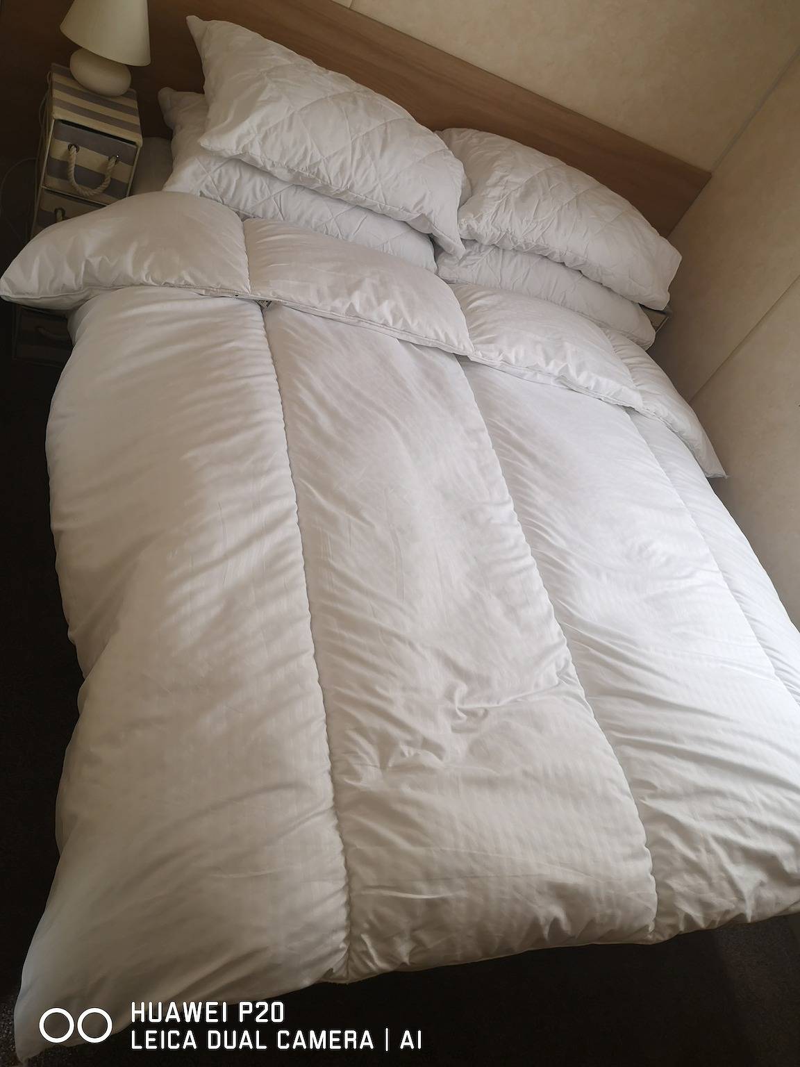 Entire vacation apartment, Lovely 2-Bed caravan in Walton on the Naze in Frinton and Walton, Essex