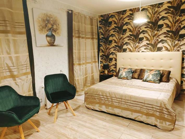 Gîte pour 2 personnes, avec piscine et terrasse à Morières-lès-Avignon - 2