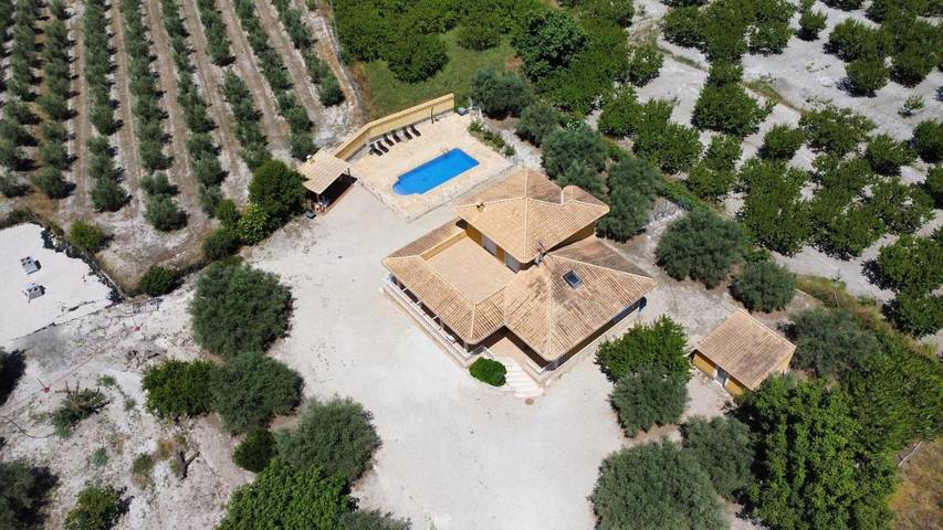 Casa rural para 10 personas, con jardín además de vistas y piscina, Familias con niños en Moratalla - 3