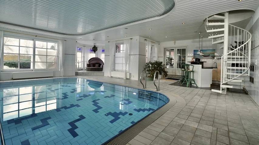 Ferienhaus für 12 Personen, mit Pool und Garten sowie Balkon und Sauna in Bützow-Land - 2