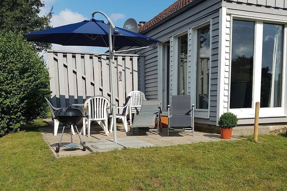 Ferienhaus Ferienpark Mönchneversdorfer See /Wald/ Ostseenähe/ Garten eingezäunt in Schönwalde am Bungsberg, Ostholstein