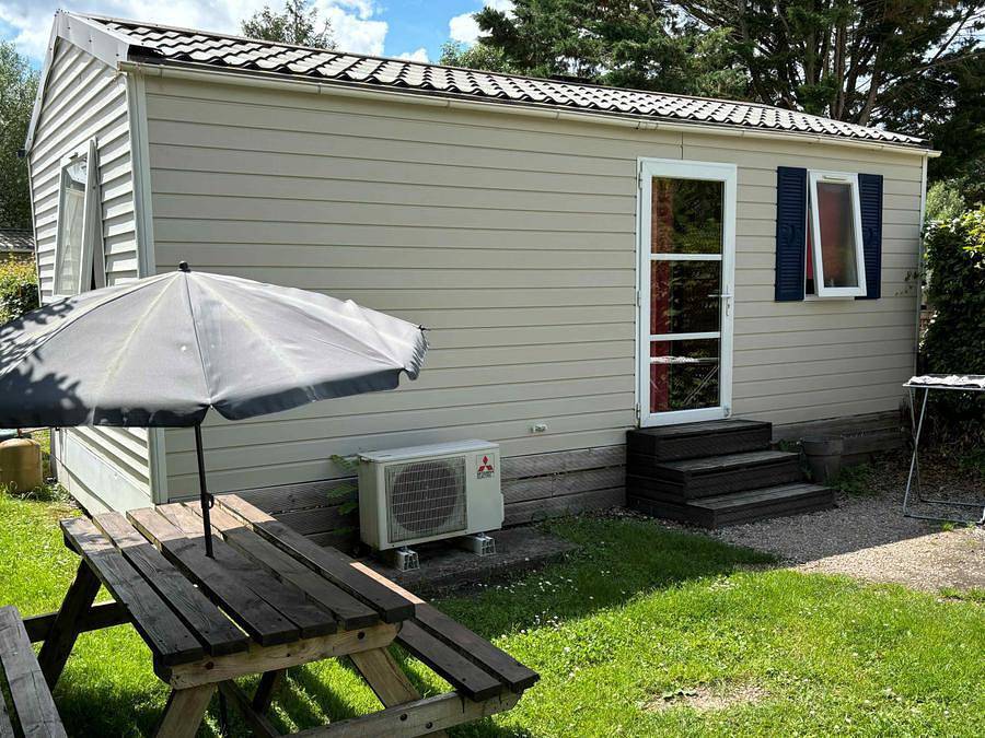Flower Camping de la Trye - Mobilhome 2 personnes - 05-Mobil-Home Standard 26m2 (2ch - 1/5 pers.) + Tv + Clim - prix pour 2 personnes in Bresles, Oise