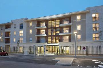 Cottage pour 2 personnes, avec jardin et piscine, animaux acceptés à Cavaillon