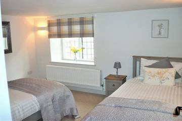 Chalet for 6 People in Fordingbridge, New Forest, Photo 2
