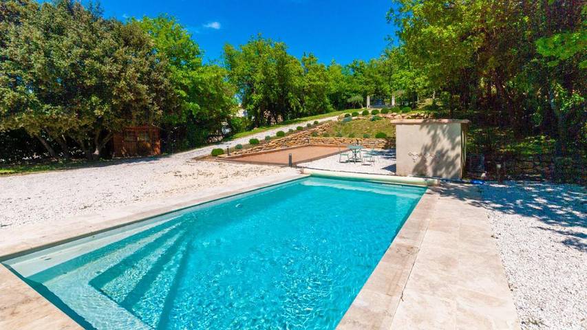 Location de vacances pour 6 personnes, avec jardin et piscine à Néoules - 4