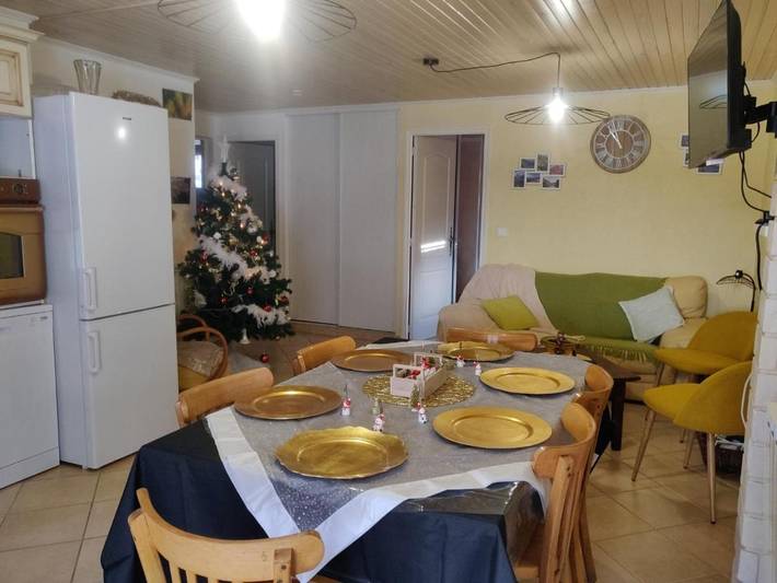 Gîte pour 5 personnes, avec vue et terrasse à Le Lauzet-Ubaye