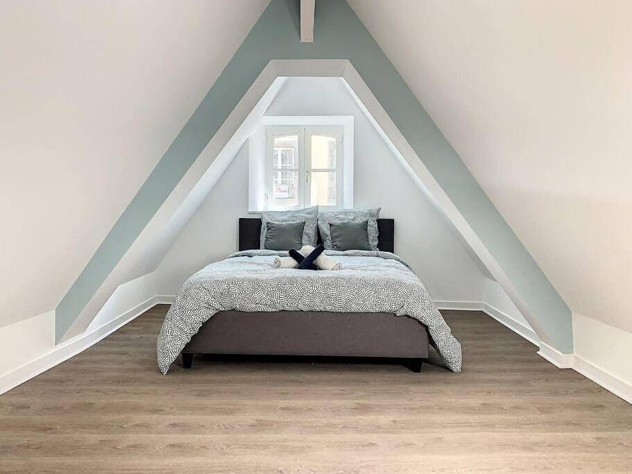 Appartement entier, Two-Bedroom Apartment in Morlaix, Ceinture Dorée