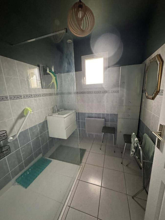 Location de vacances pour 4 personnes, avec jardin à Ploubezre - 2