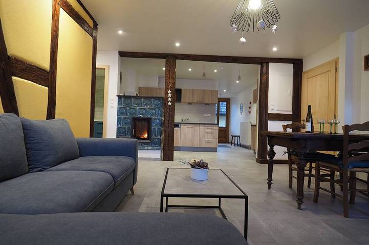 Gîte pour 4 personnes, avec jardin à Hunawihr