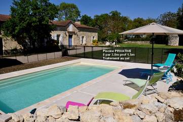 Gîte pour 6 personnes, avec jardin ainsi que piscine et terrasse à Marsolan