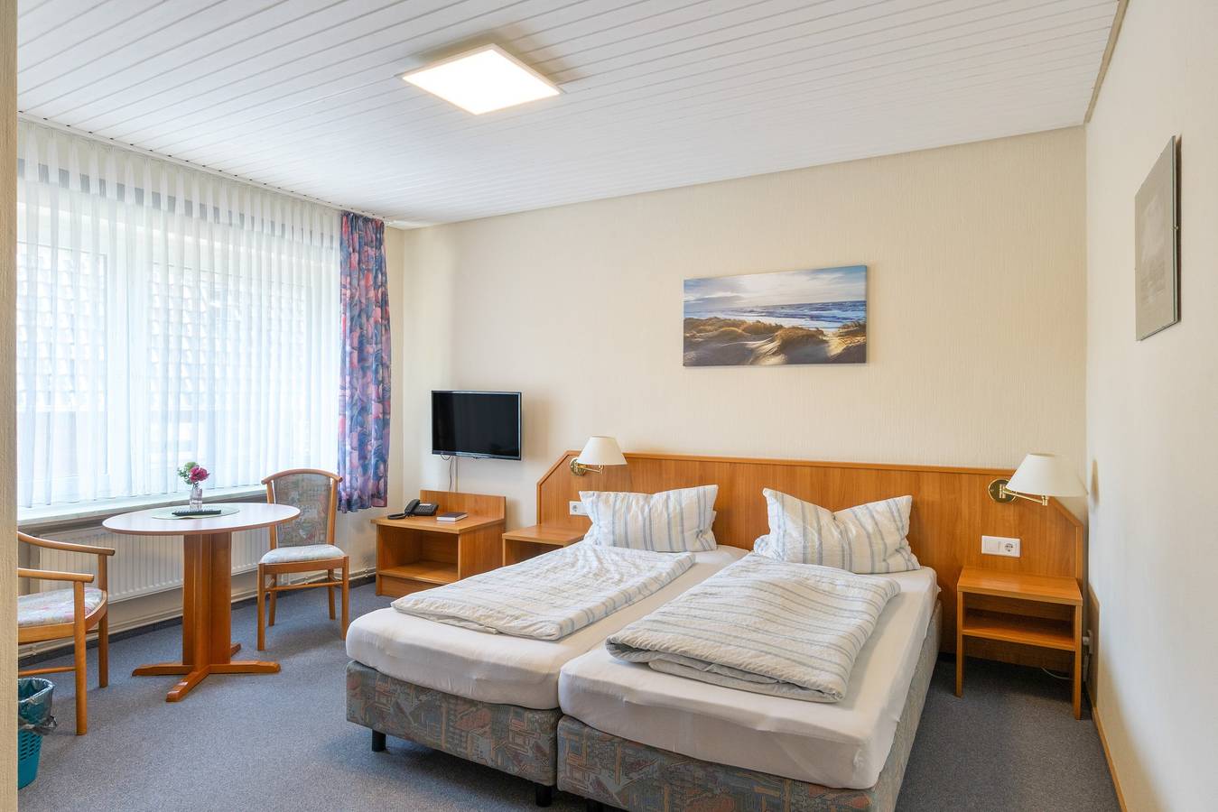 Zimmer 'Doppelzimmer zur Alleinbenutzung' mit Gemeinschaftsterrasse und Wlan in Neßmersiel, Dornum