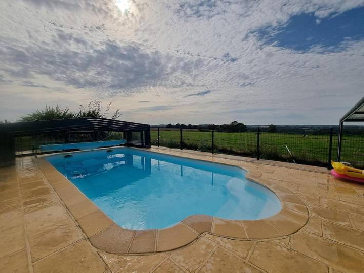 Maison de vacances pour 4 personnes, avec piscine ainsi que vue et jardin - 1
