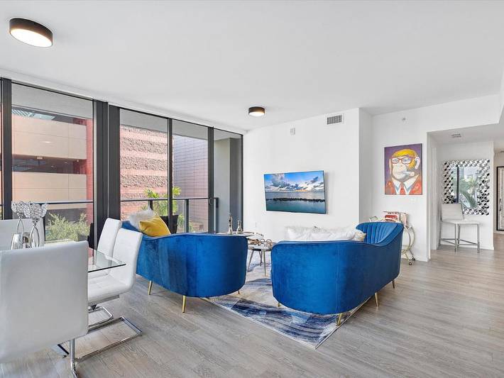 Loft voor 7 personen, with zwembad and whirlpool as well as terras in Miami