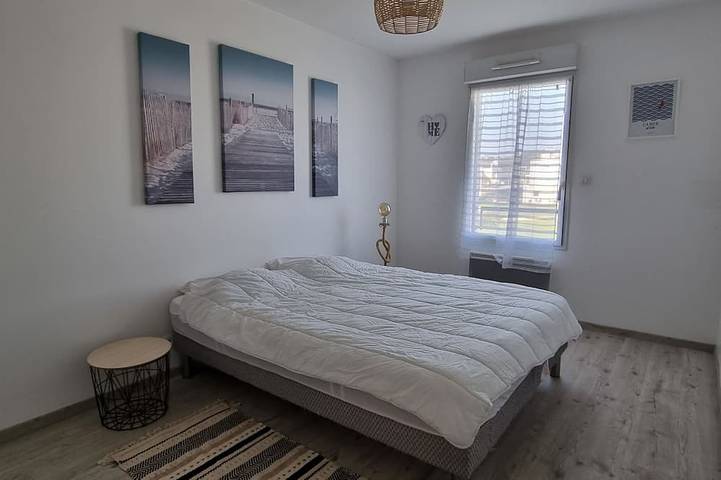 Gîte pour 4 personnes, avec balcon et piscine dans Plage Sables Blancs - 2