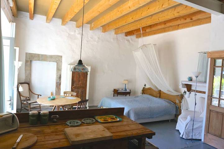 Location de vacances pour 2 personnes, avec terrasse et jardin à Puichéric - 2