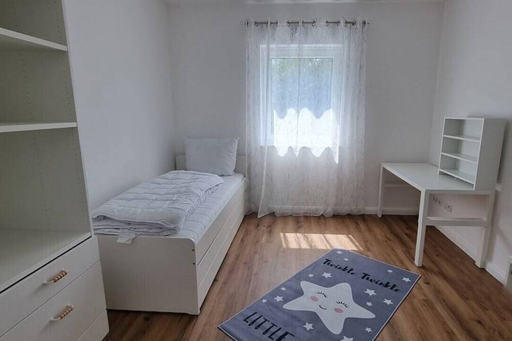 Ganze Wohnung, \"Sonnendeck\" - Moderne Ferienwohnung in Varel in Langendamm, Varel