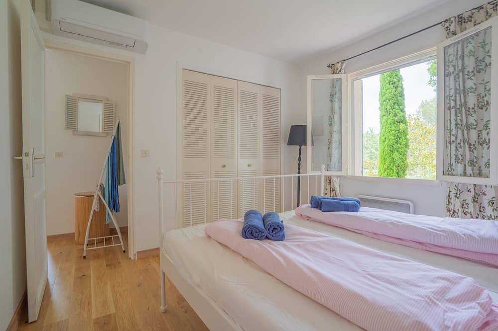 Villa Saint Cannat with swimming pool in Saint-Cannat, Aix-en-Provence und Umgebung