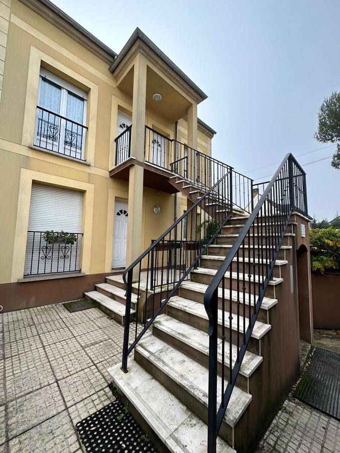 Gîte pour 5 personnes à Pontault-Combault - 2