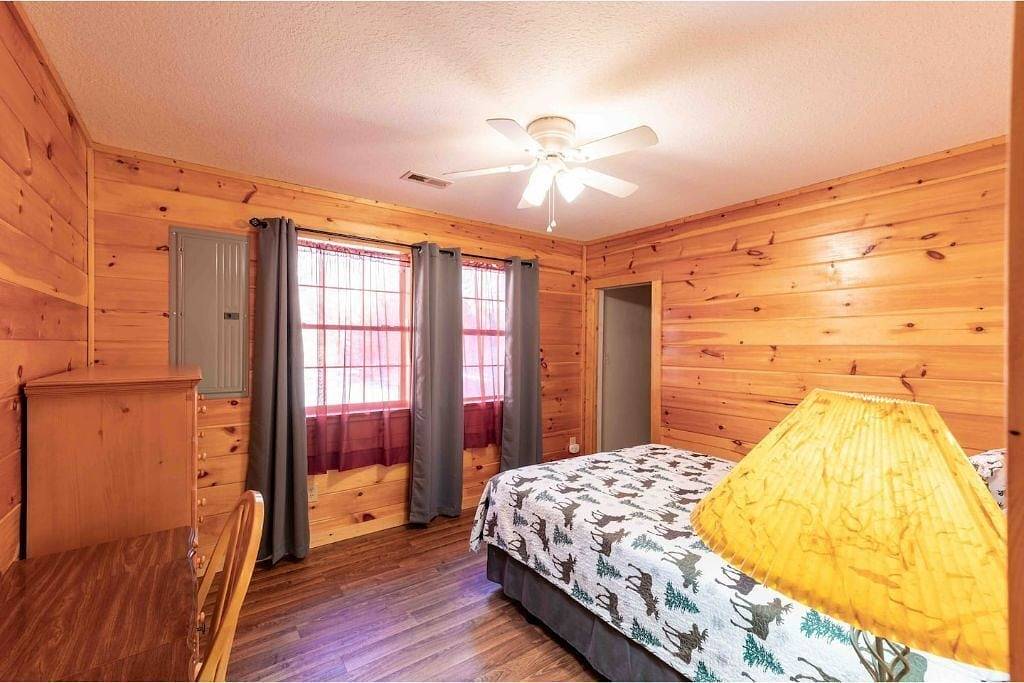 Sheep’s Knob Refuge- ..Take refuge in Him. Ps 34:8 in Macon County