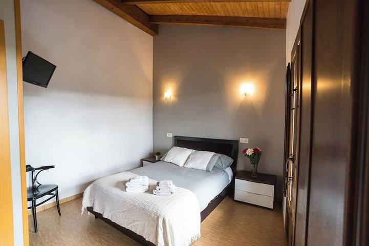 Ah Townhouse "La Casina de Cués". in Siero, Costa Verde (Spanien)