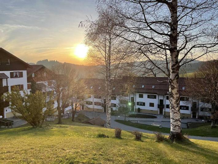 Ferienpark für 3 Personen, mit Sauna und Balkon sowie Ausblick und Pool im Oberallgäu - 2