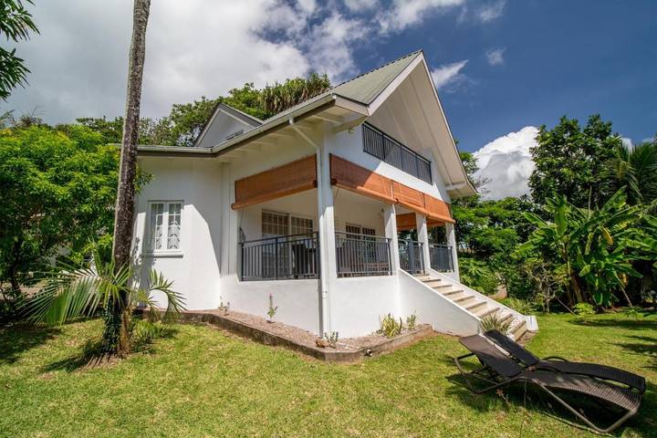 Location de vacances pour 3 personnes, avec vue et jardin dans Mahé - 2