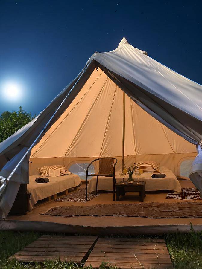 Camping für 3 Personen, mit Terrasse und Garten sowie Ausblick in Ermland-Masuren
