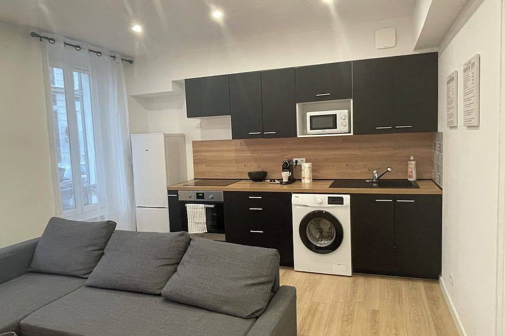 Entire apartment, 💫appartement 2 Pers- Wifi Fibre💫 in Corbeil-Essonnes, Essonne