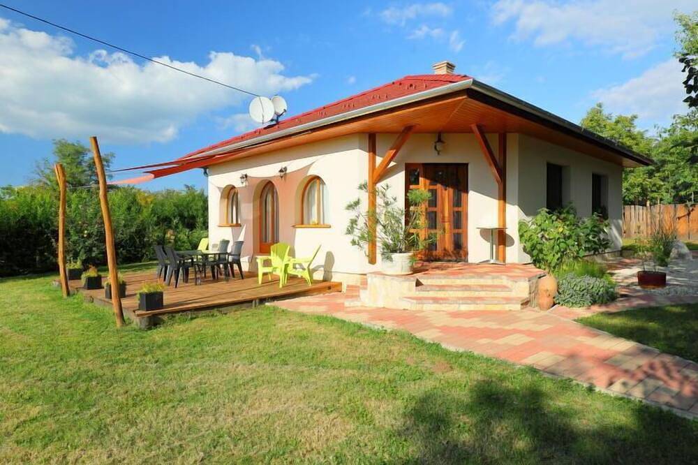 Sundance by Interhome in Balatonszemes, Plattensee Südufer