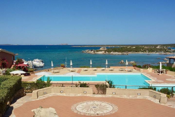Gîte pour 6 personnes, avec balcon/terrasse ainsi que piscine et vue sur l’océan à Golfo Aranci - 4