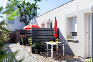 Location de vacances pour 4 personnes, avec jardin et terrasse dans Plage Saint Marc