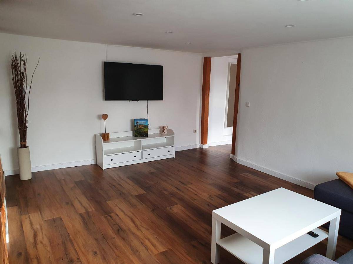 Ganze Wohnung, Two-Bedroom Apartment in Wiehl, Oberbergischer Kreis