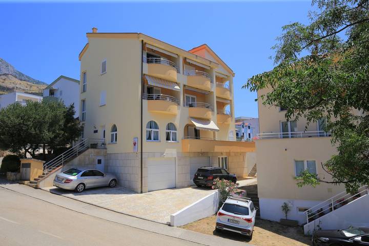 Ferienwohnung für 3 Personen, mit Balkon/Terrasse in Tucepi